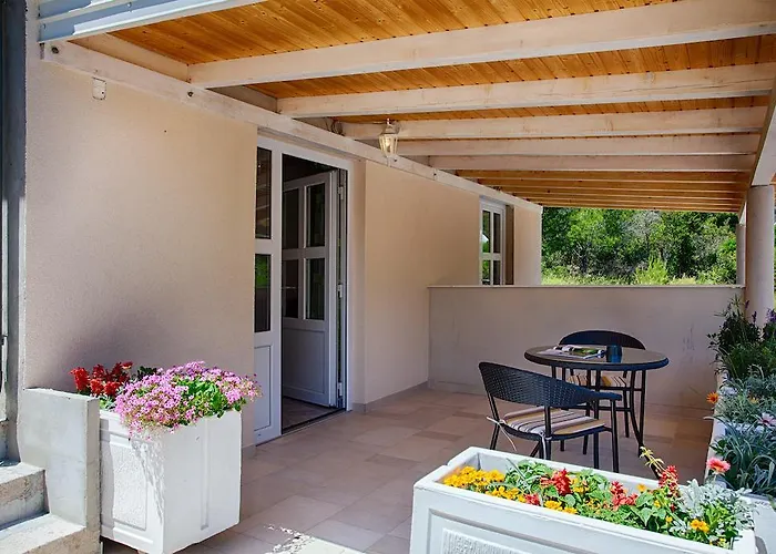 Διαμέρισμα Dalia *