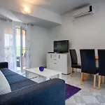 Apartman Dalia *