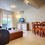 Dalia Apartman Vis